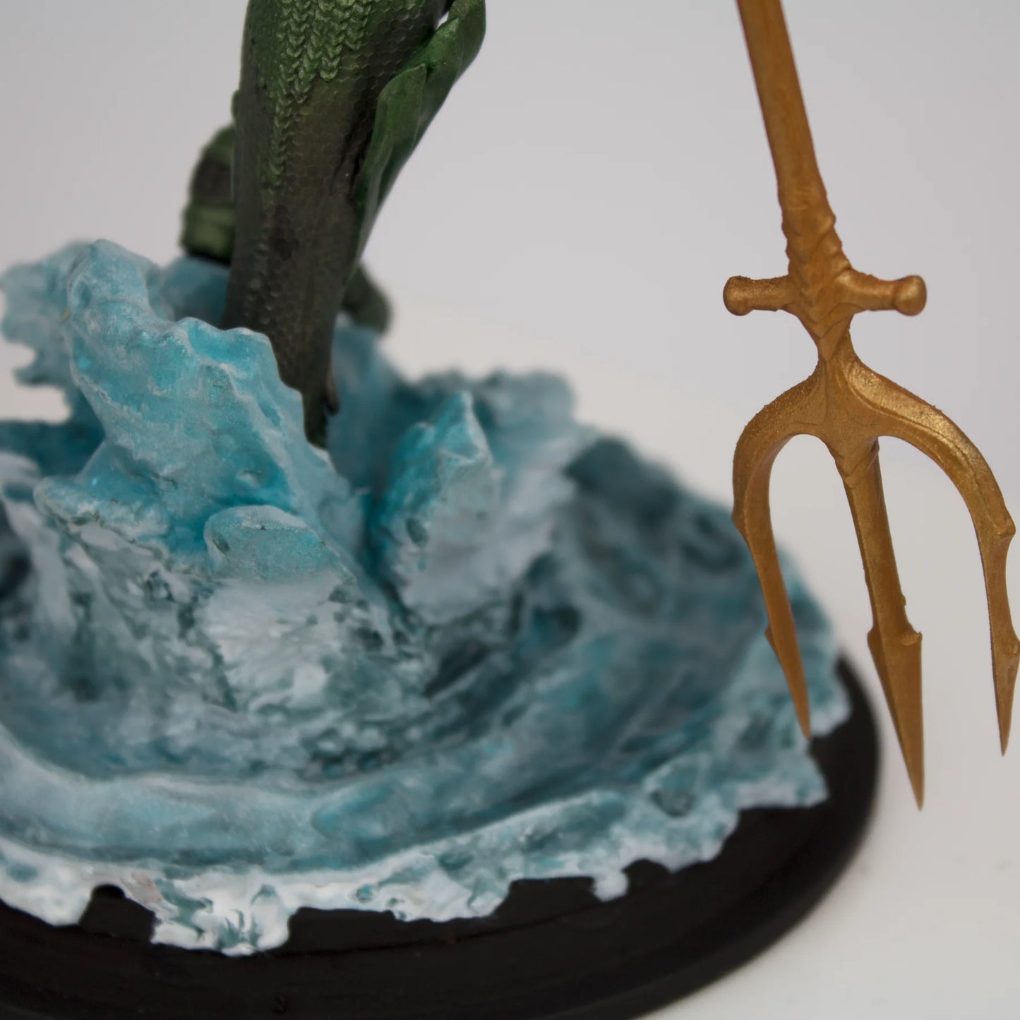 Aquaman Movie Deluxe Statue