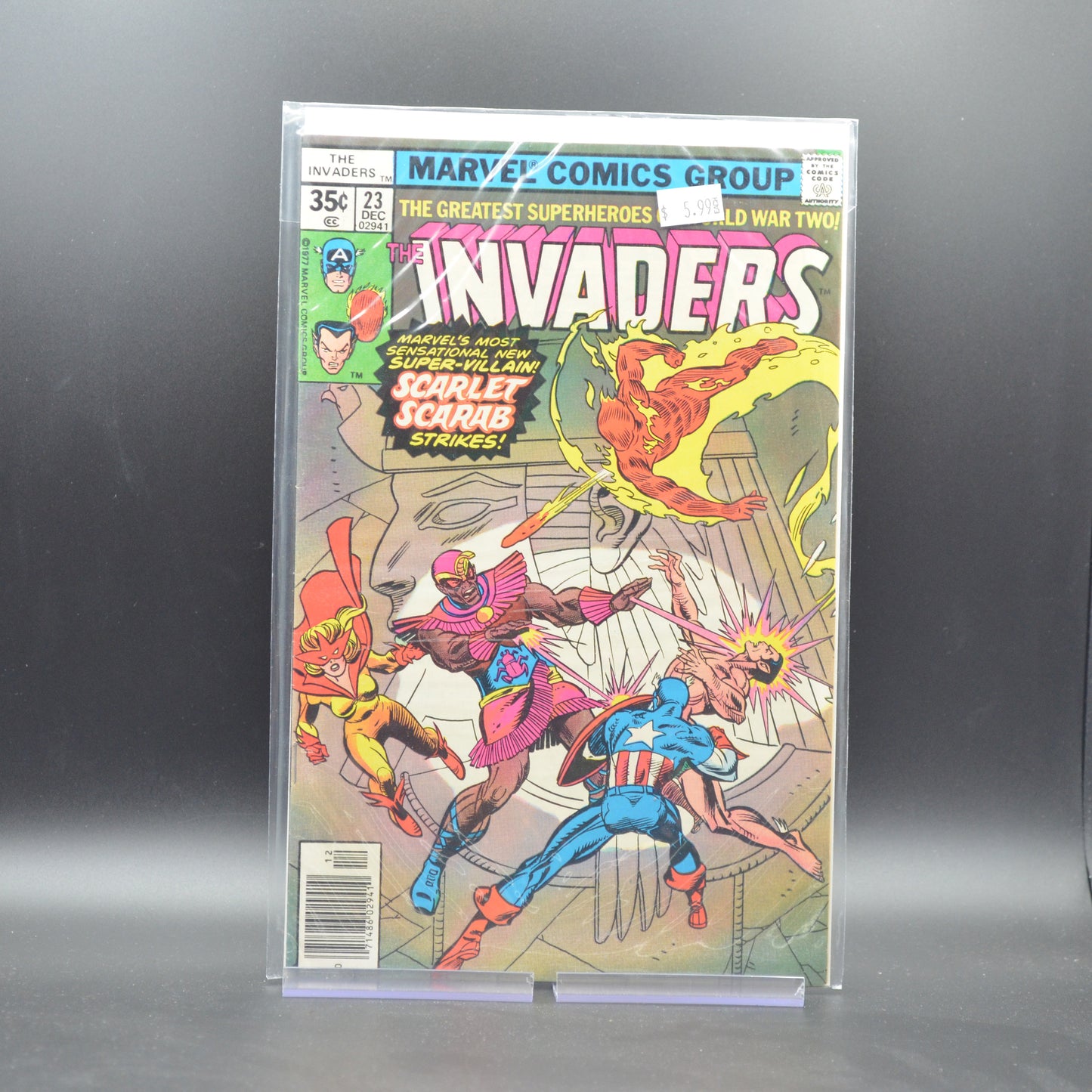 INVADERS #23 - 2 Geeks Comics