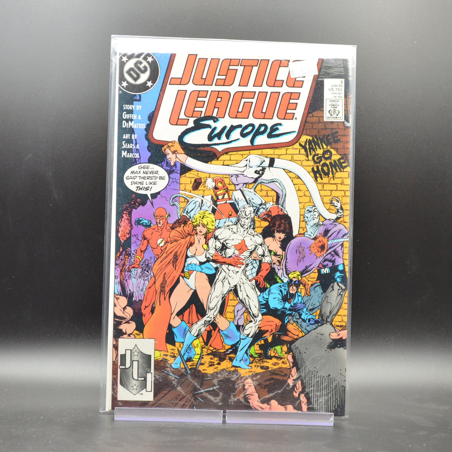 JUSTICE LEAGUE EUROPE #3 - 2 Geeks Comics