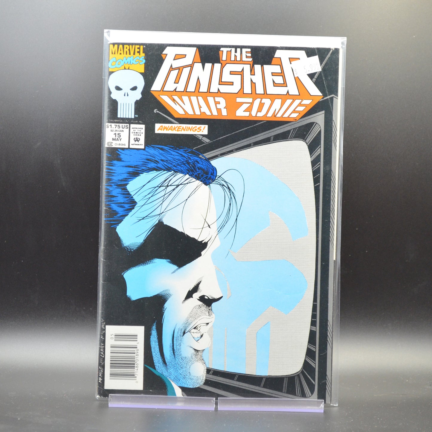 PUNISHER: WAR ZONE #15 - 2 Geeks Comics