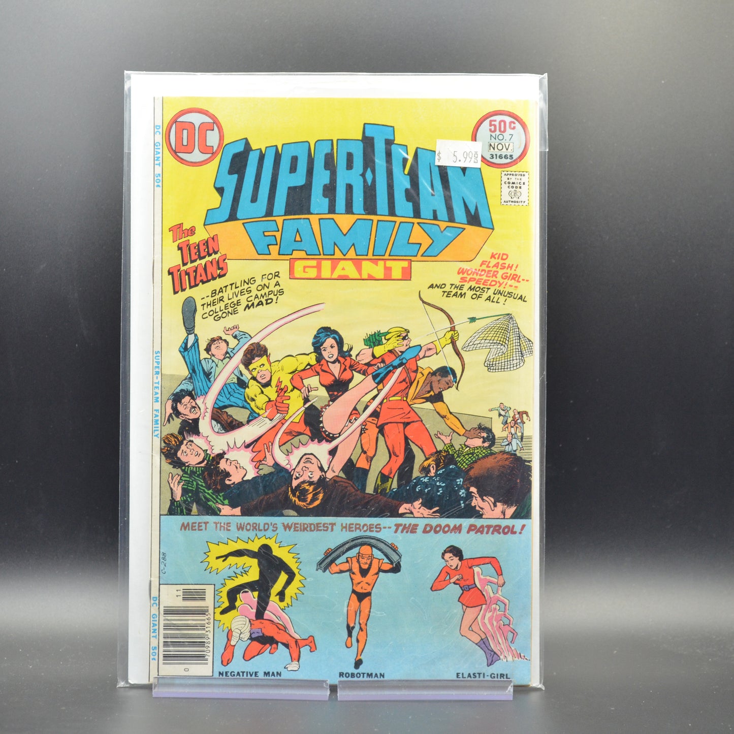 SUPER-TEAM FAMILY #7 - 2 Geeks Comics