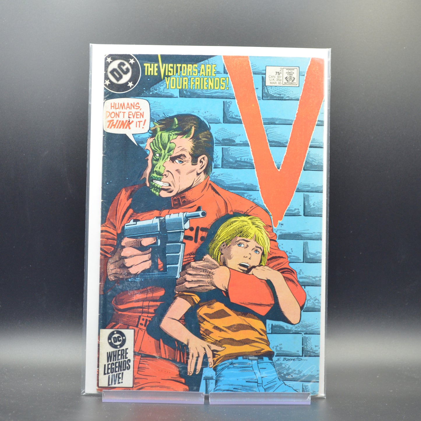 V #2 - 2 Geeks Comics