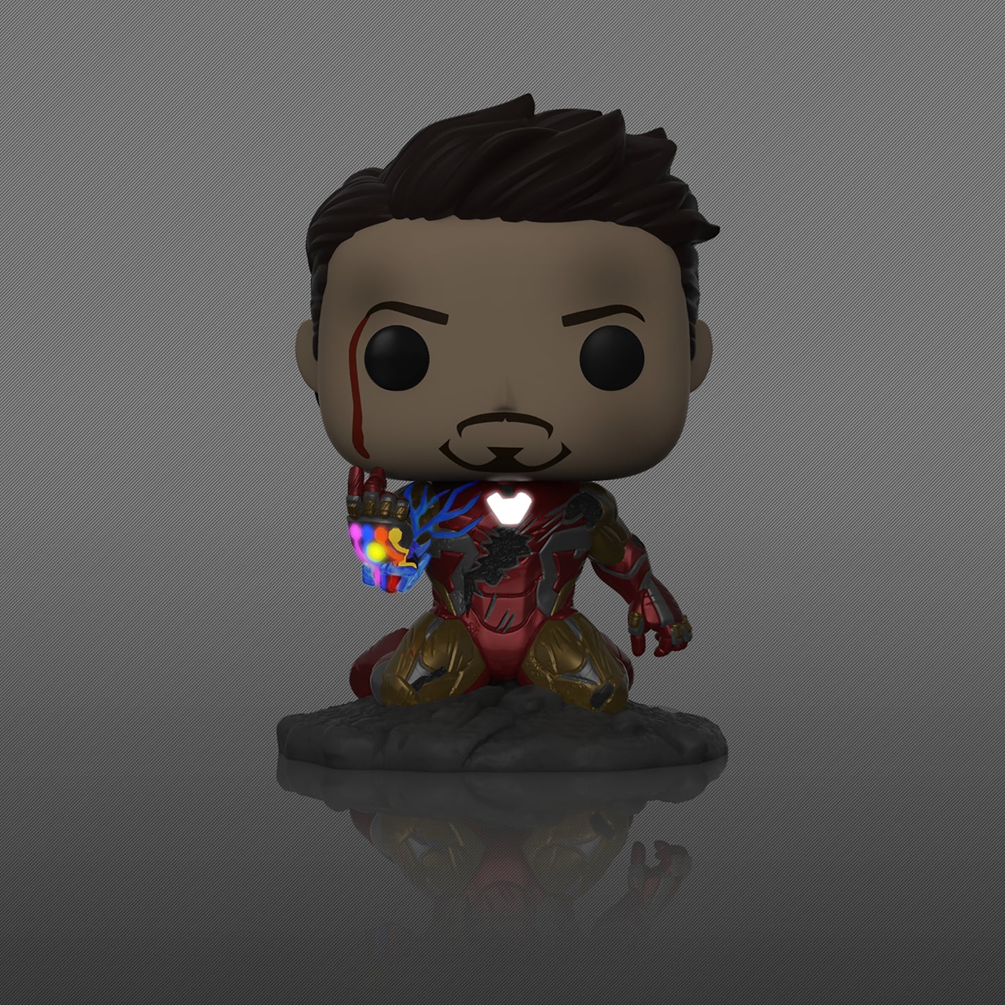 POP AVENGERS ENDGAME I AM IRON MAN PX GID DLX VIN FIG (C: 1- - 2 Geeks Comics