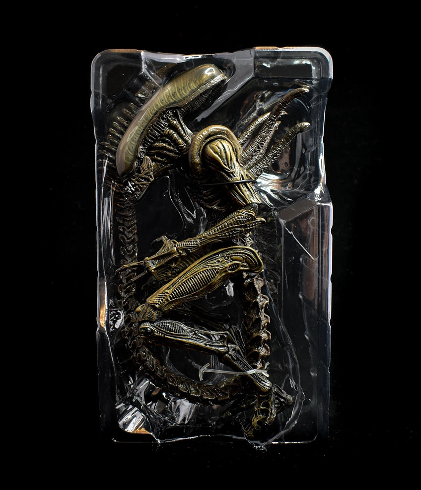 NECA Aliens Alien Resurrection Xenomorph Warrior Action Figure Series 14