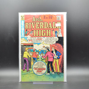 ARCHIE AT RIVERDALE HIGH #32 - 2 Geeks Comics