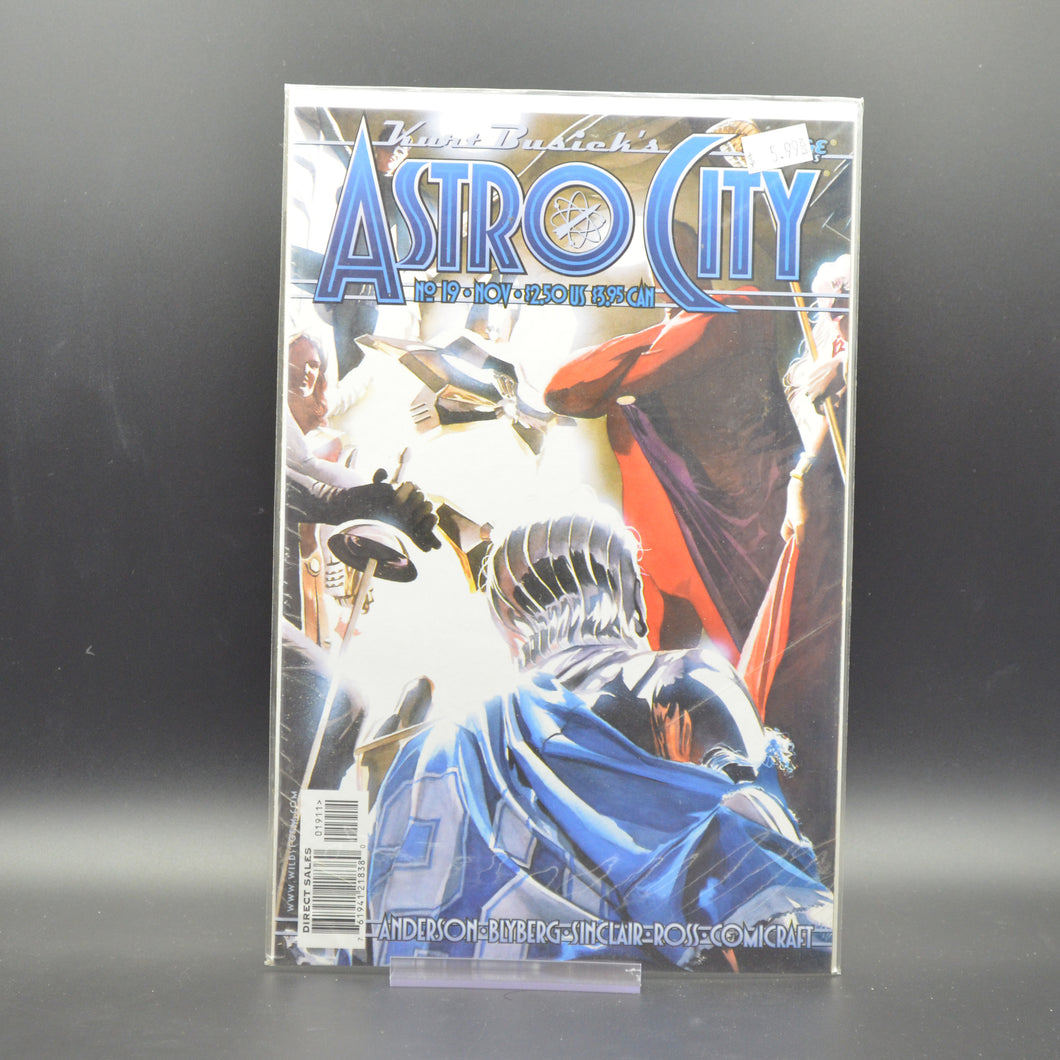 ASTRO CITY #19 - 2 Geeks Comics