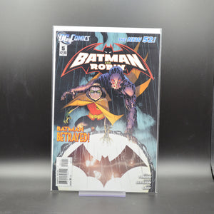 BATMAN AND ROBIN #5 - 2 Geeks Comics