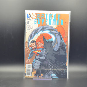 BATMAN / SUPERMAN #29 - 2 Geeks Comics