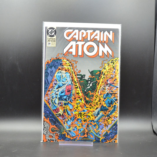 CAPTAIN ATOM #39 - 2 Geeks Comics