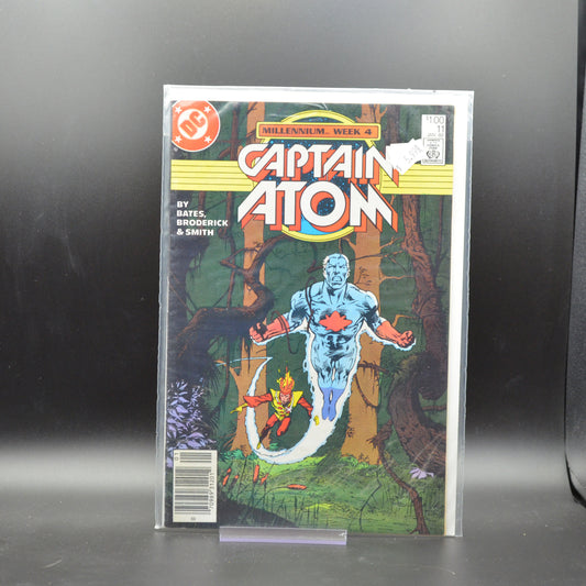 CAPTAIN ATOM #11 - 2 Geeks Comics