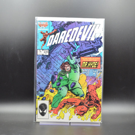 DAREDEVIL #235 - 2 Geeks Comics