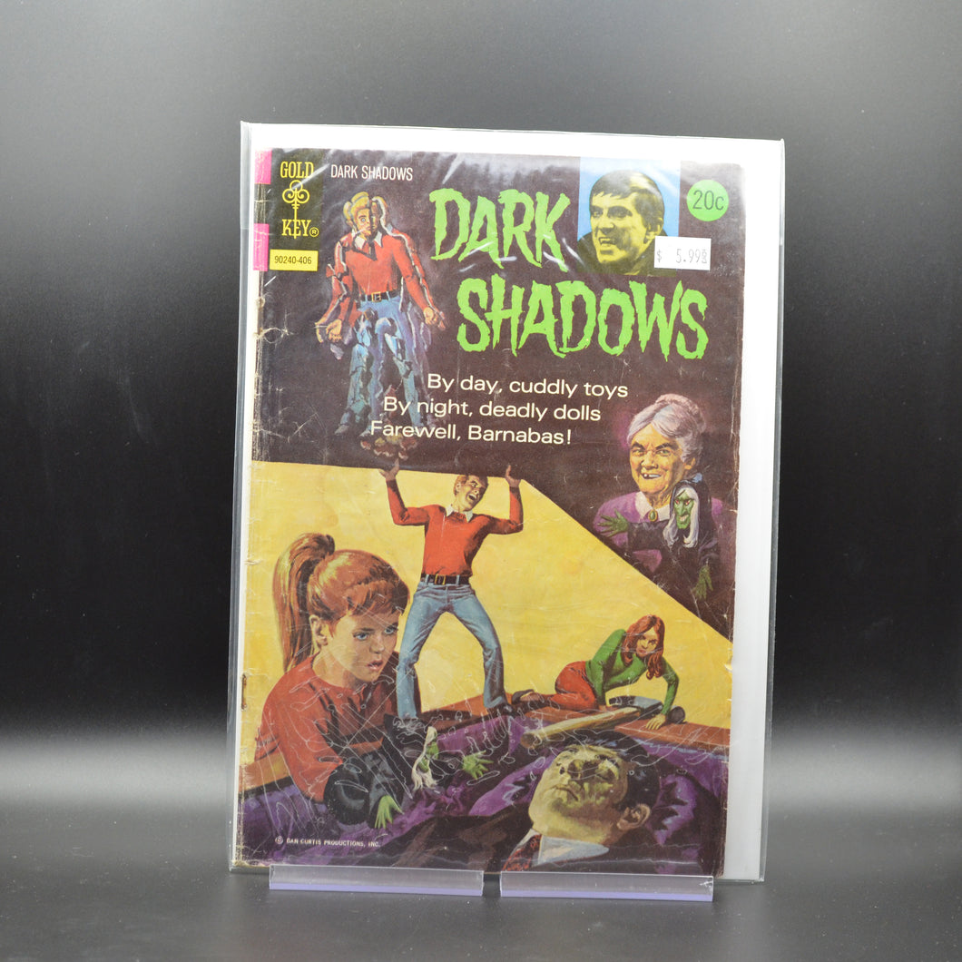 DARK SHADOWS #26 - 2 Geeks Comics