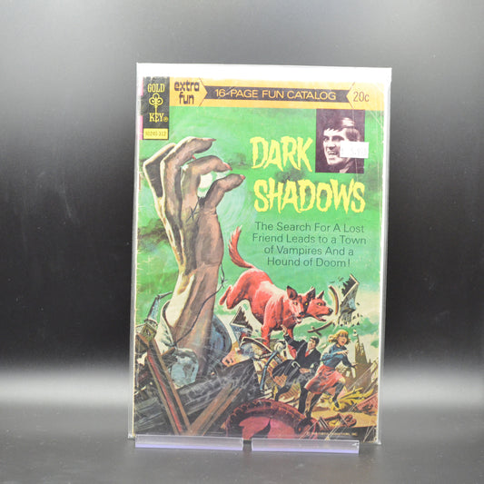 DARK SHADOWS #23 - 2 Geeks Comics