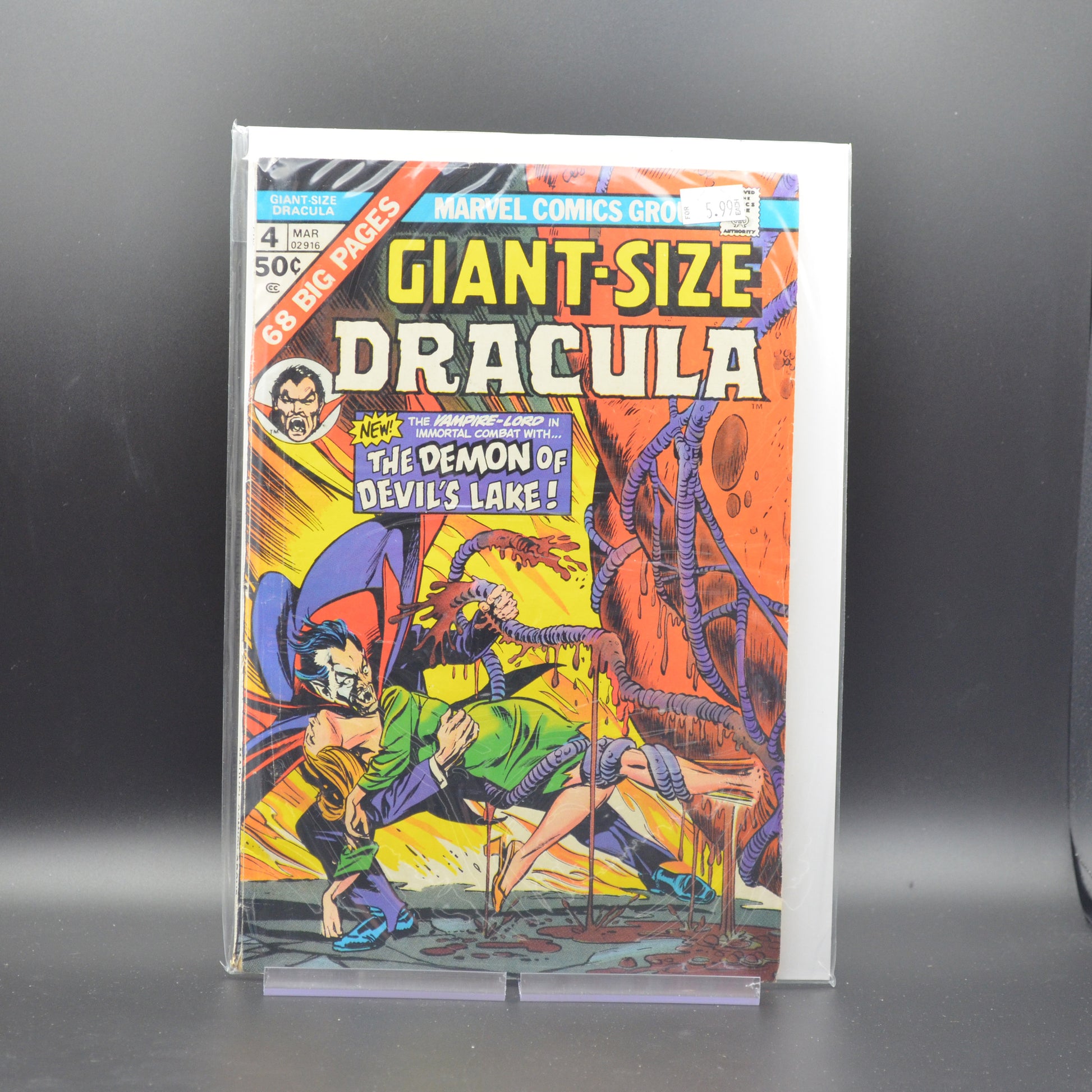 GIANT-SIZE DRACULA #4 - 2 Geeks Comics