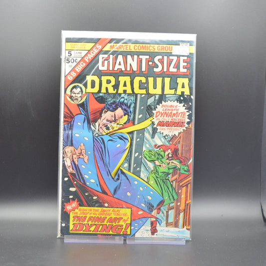 GIANT-SIZE DRACULA #5 - 2 Geeks Comics
