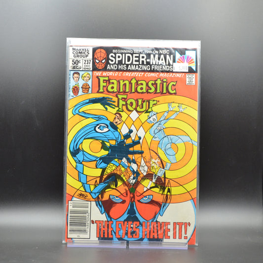 FANTASTIC FOUR #237 - 2 Geeks Comics