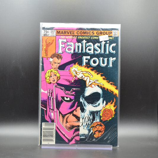 FANTASTIC FOUR #257 - 2 Geeks Comics