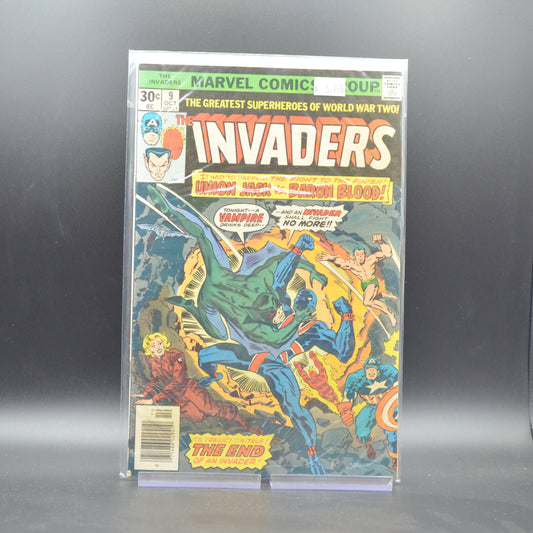 INVADERS #9 - 2 Geeks Comics