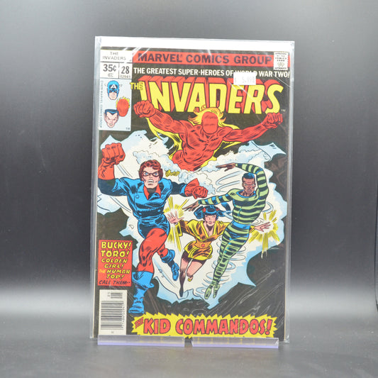 INVADERS #28 - 2 Geeks Comics