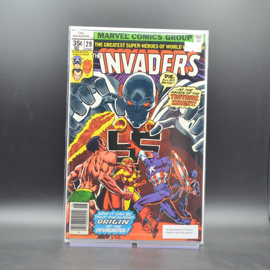 INVADERS #29 - 2 Geeks Comics