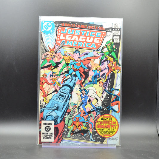 JUSTICE LEAGUE OF AMERICA #218 - 2 Geeks Comics