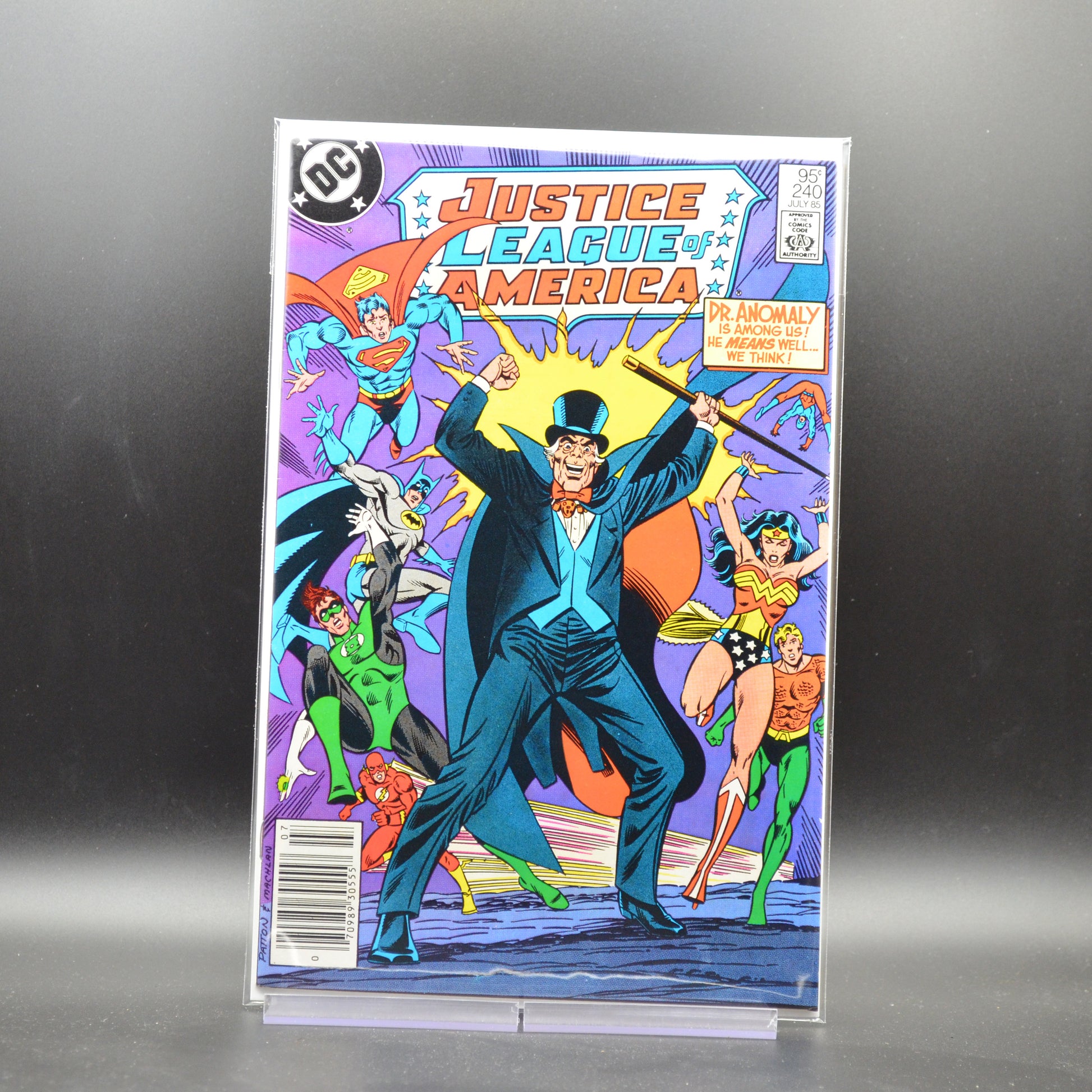 JUSTICE LEAGUE OF AMERICA #240 - 2 Geeks Comics