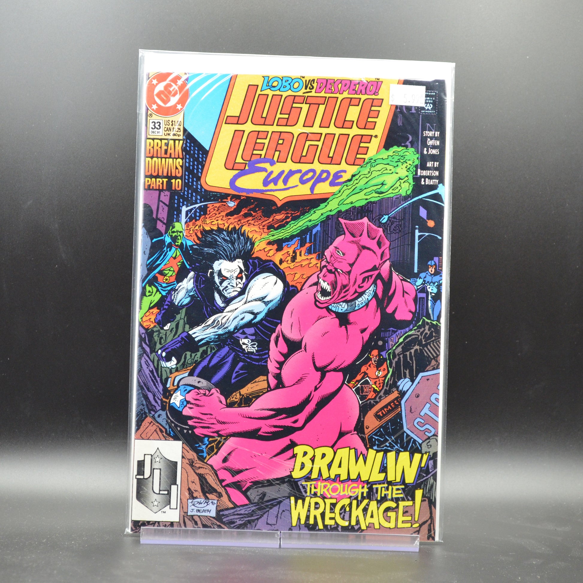 JUSTICE LEAGUE EUROPE #33 - 2 Geeks Comics