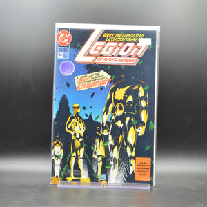 LEGION OF SUPER-HEROES #33 - 2 Geeks Comics