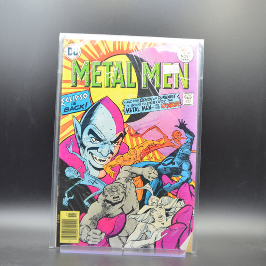 METAL MEN #48 - 2 Geeks Comics