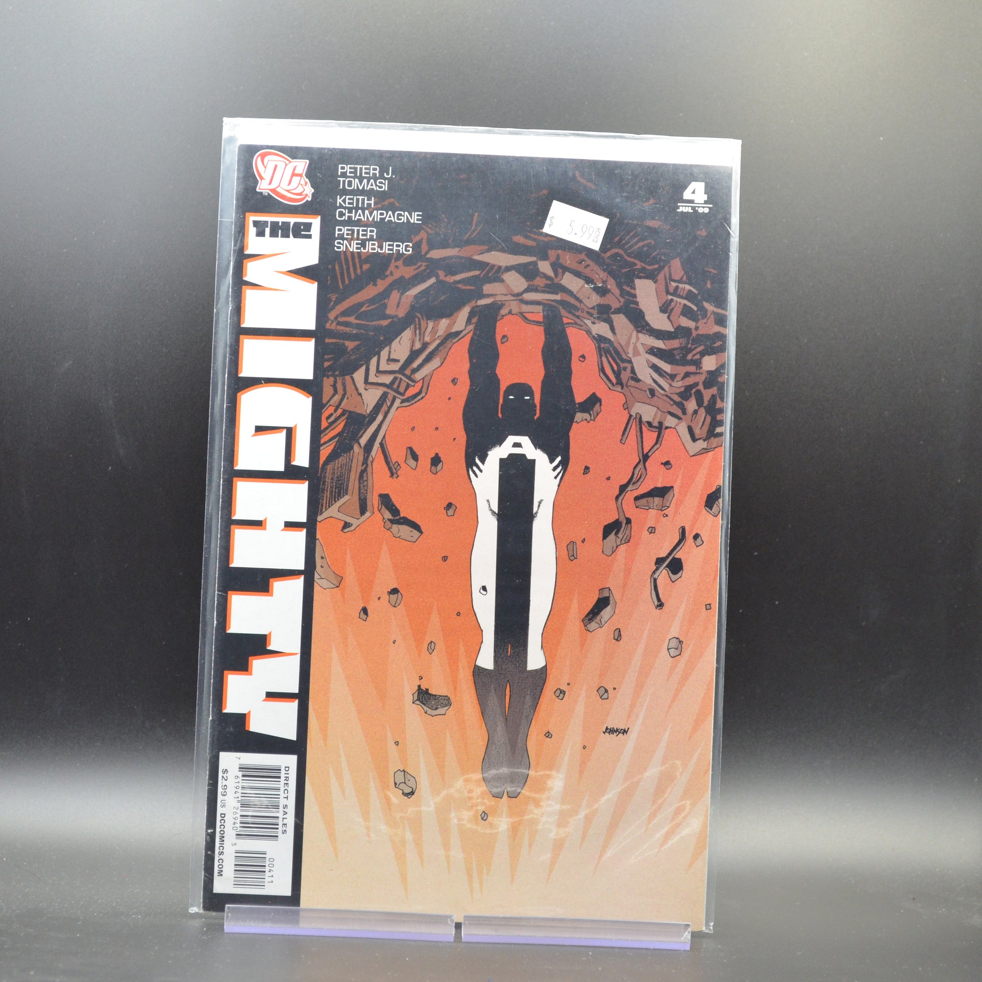 MIGHTY #4 - 2 Geeks Comics