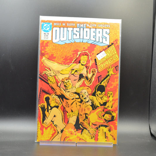 OUTSIDERS #15 - 2 Geeks Comics
