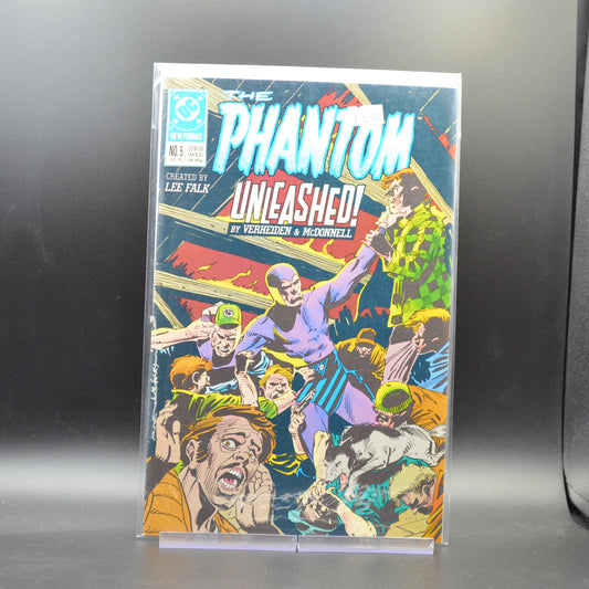 PHANTOM #5 - 2 Geeks Comics