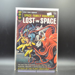 SPACE FAMILY ROBINSON: LOST IN SPACE #30 - 2 Geeks Comics