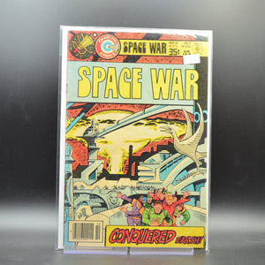 SPACE WAR #31 - 2 Geeks Comics