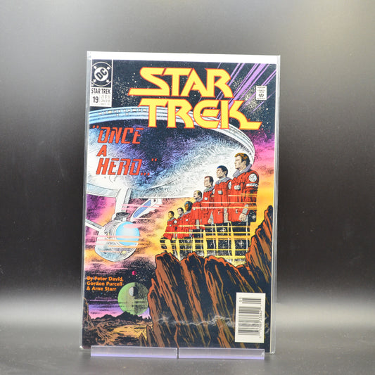 STAR TREK #19 - 2 Geeks Comics