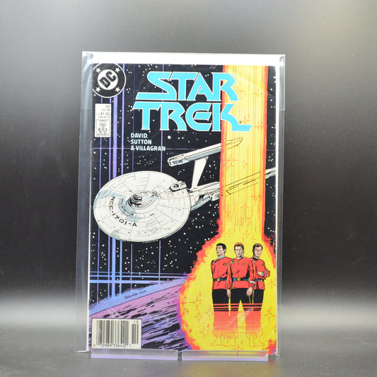 STAR TREK #55 - 2 Geeks Comics