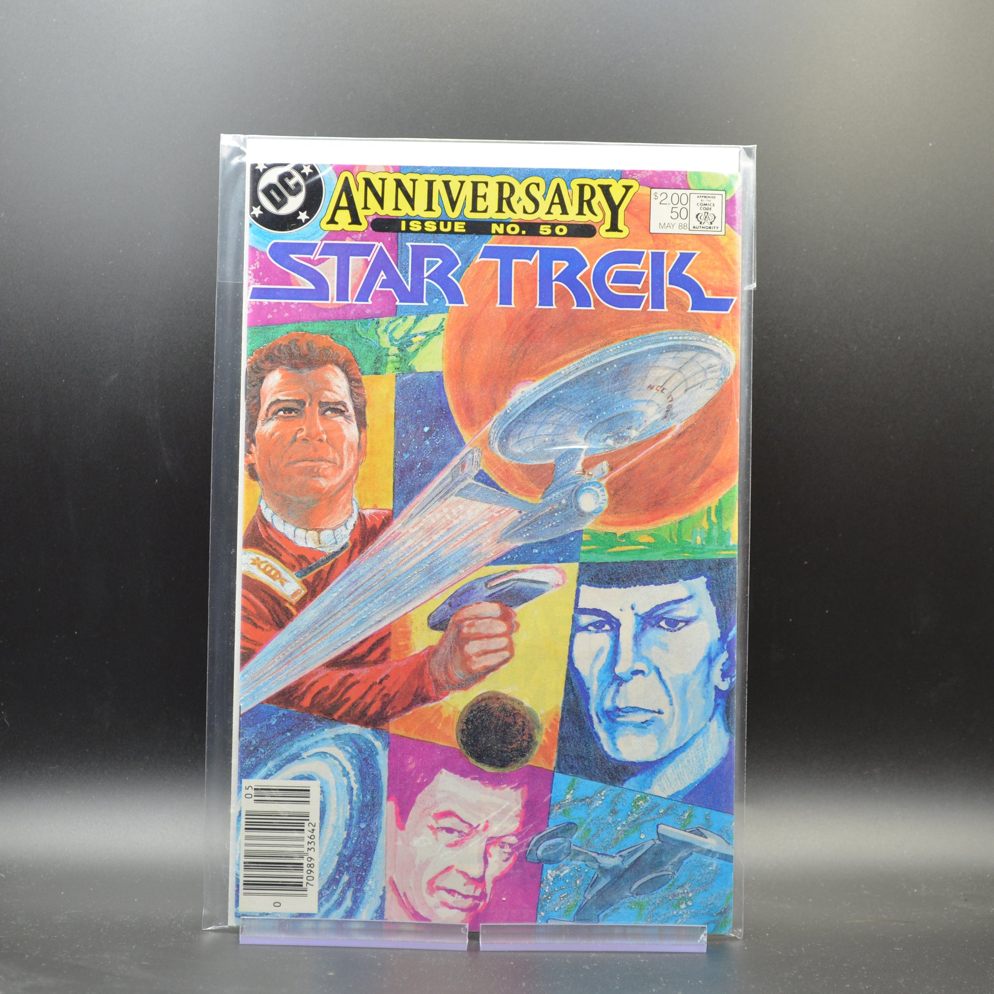 STAR TREK #50 - 2 Geeks Comics