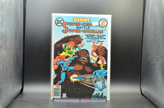SUPER HEROES BATTLE SUPER GORILLAS #1 - 2 Geeks Comics