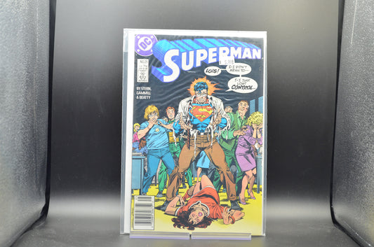 SUPERMAN #25 - 2 Geeks Comics