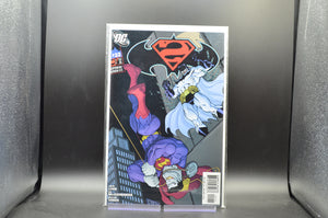 SUPERMAN / BATMAN #22 - 2 Geeks Comics
