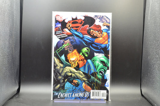 SUPERMAN / BATMAN #28 - 2 Geeks Comics