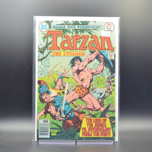 TARZAN #255 - 2 Geeks Comics