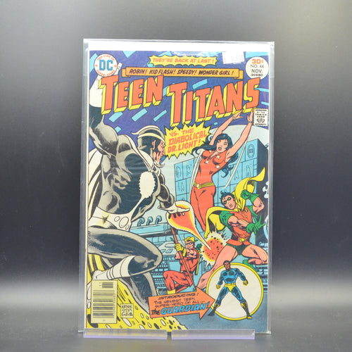 TEEN TITANS #44 - 2 Geeks Comics