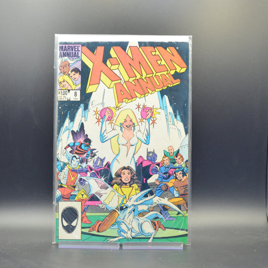 UNCANNY X-MEN #8 Annual - 2 Geeks Comics