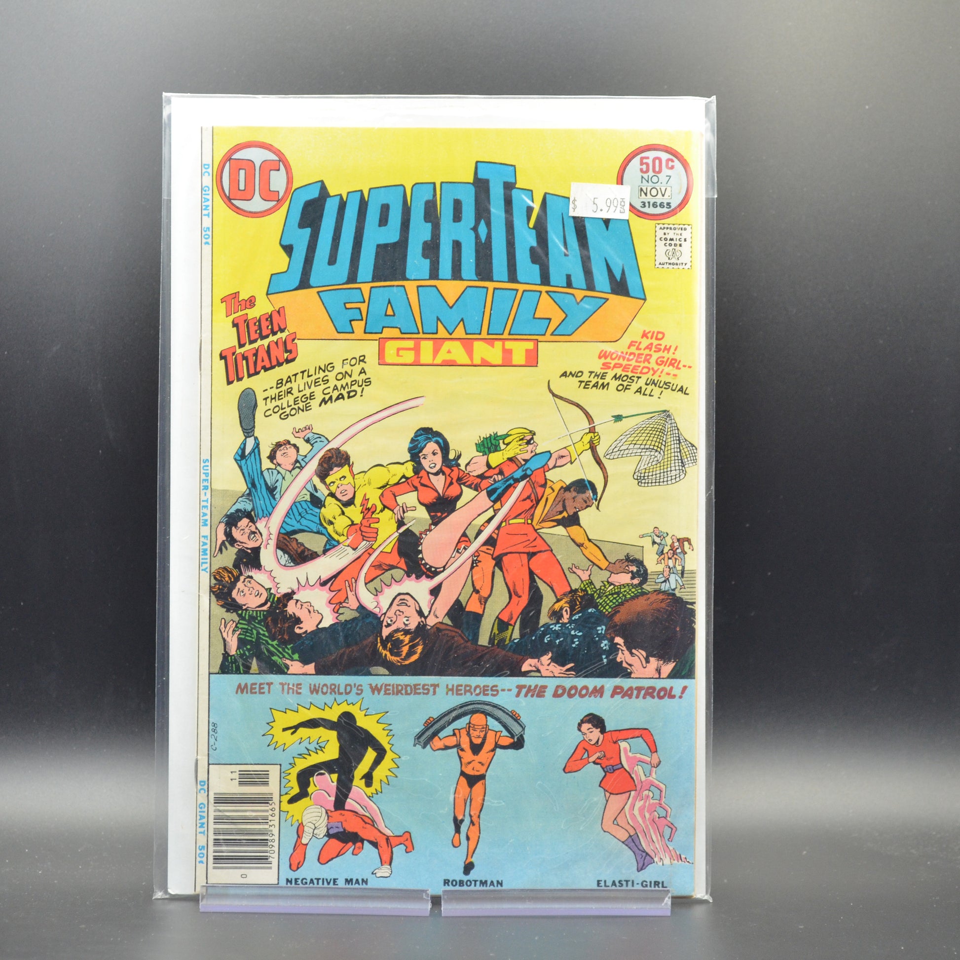 SUPER-TEAM FAMILY #7 - 2 Geeks Comics