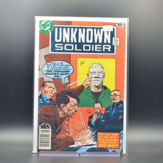UNKNOWN SOLDIER #218 - 2 Geeks Comics