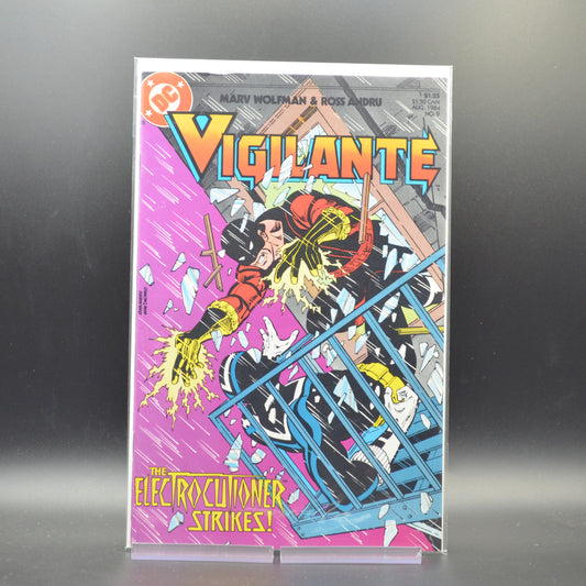VIGILANTE #9 - 2 Geeks Comics