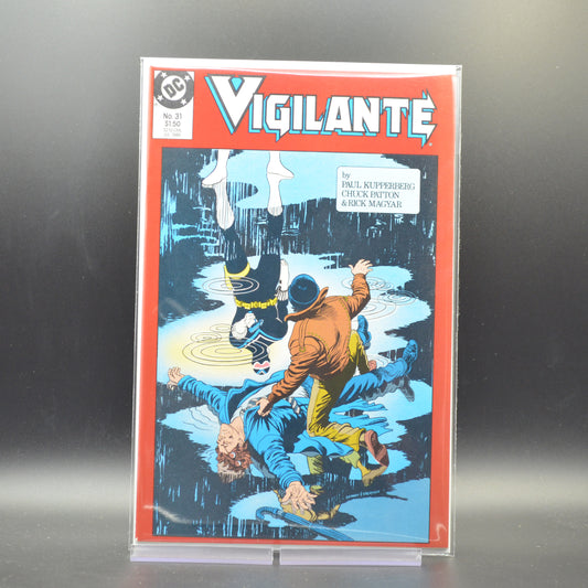 VIGILANTE #31 - 2 Geeks Comics