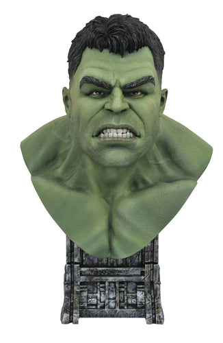 LEGENDS IN 3D MARVEL MOVIE THOR RAGNAROK HULK 1/2 SCALE BUST - 2 Geeks Comics